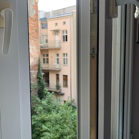 Apartament Gold Jasmine Apartment Krakow Luaran gambar