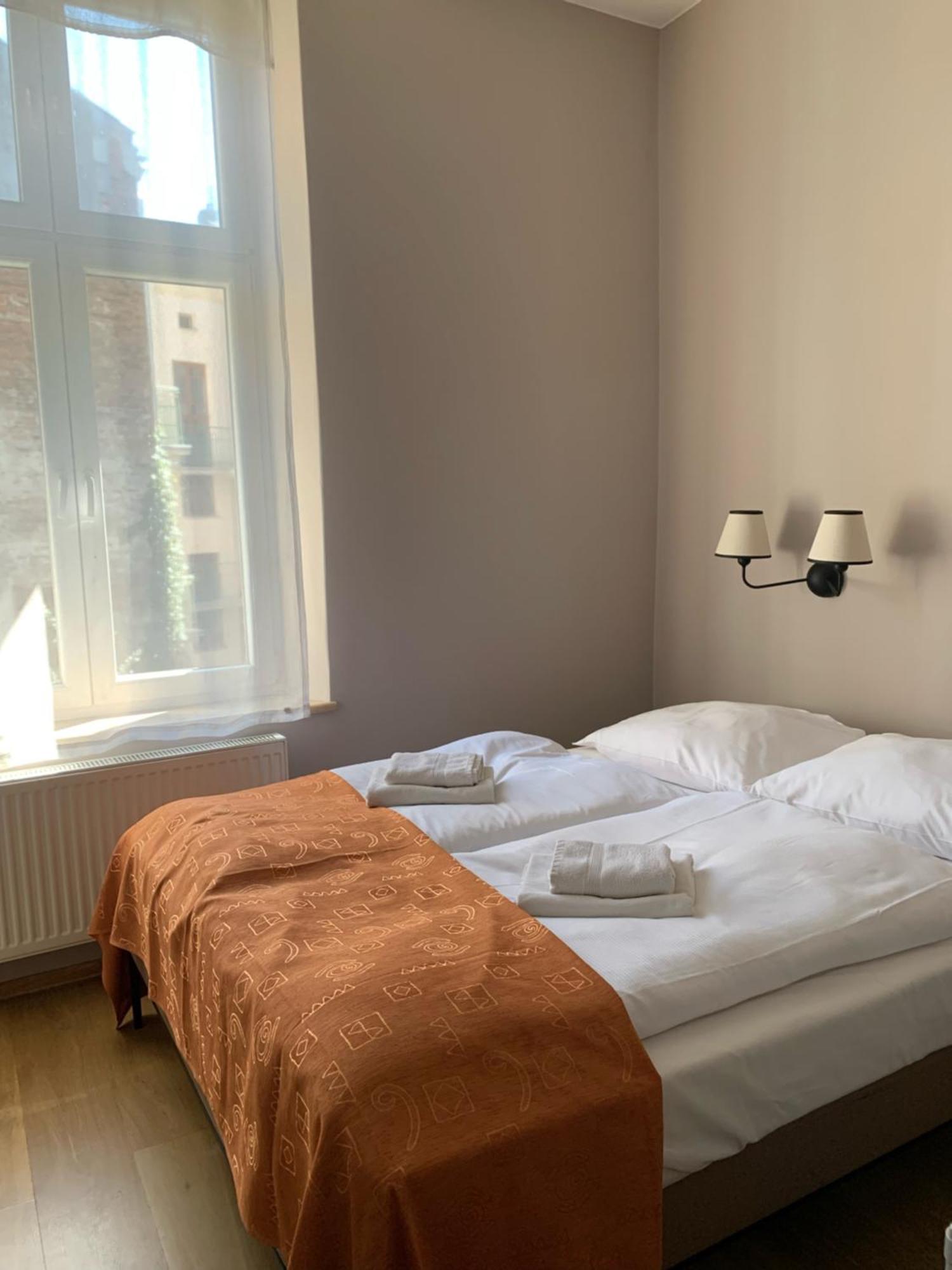 Apartament Gold Jasmine Apartment Krakow Luaran gambar