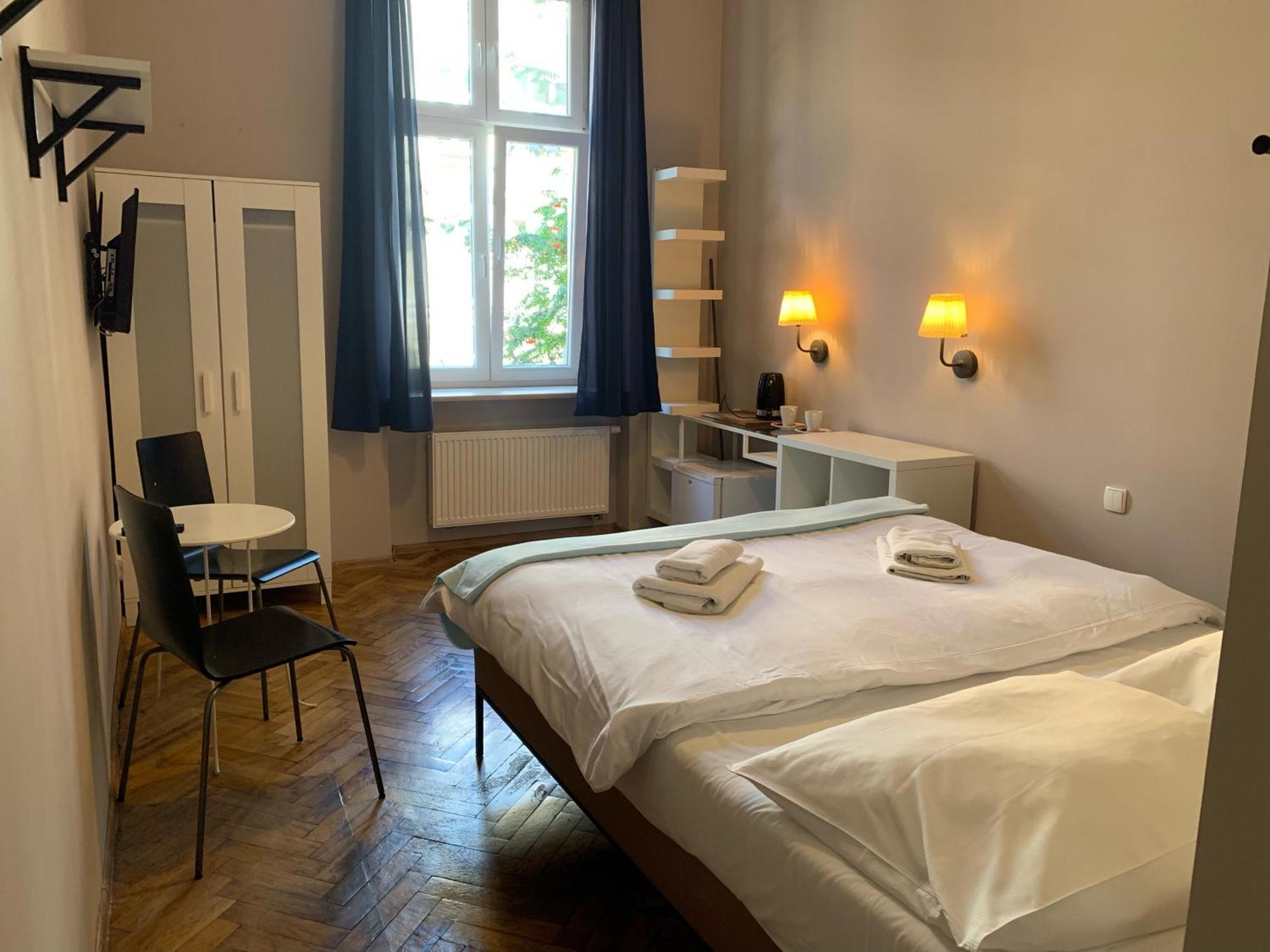 Apartament Gold Jasmine Apartment Krakow Luaran gambar